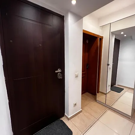 Апартаменты The Yellow House In