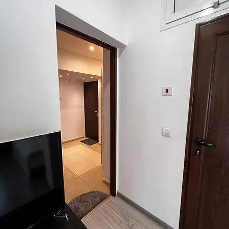 The Yellow House In Διαμέρισμα Σόφια